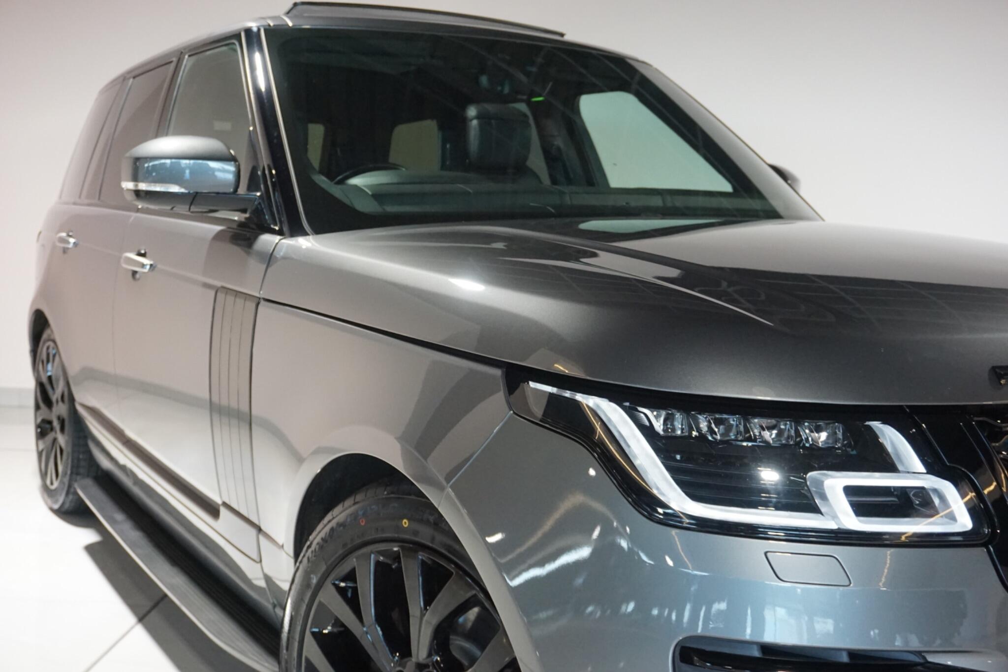 Land Rover Range Rover 3.0 SD V6 Autobiography SUV 5dr Diesel Auto 4WD Euro 6 (s/s) (275 ps)